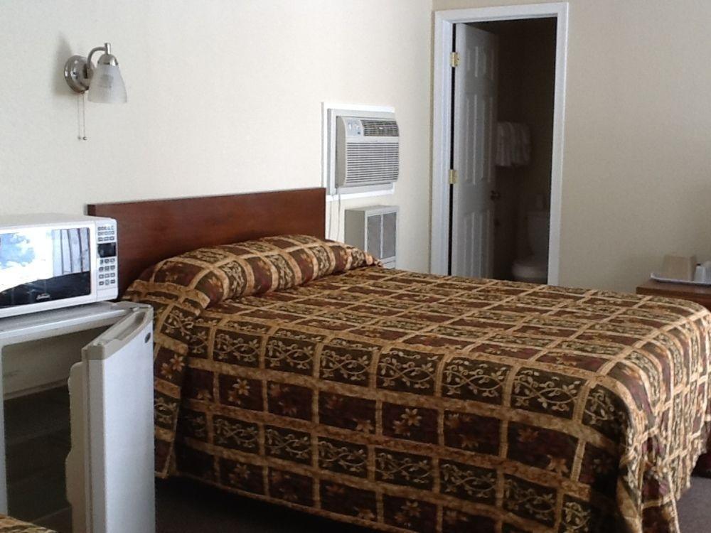 Penn Amish Motel Denver Bagian luar foto